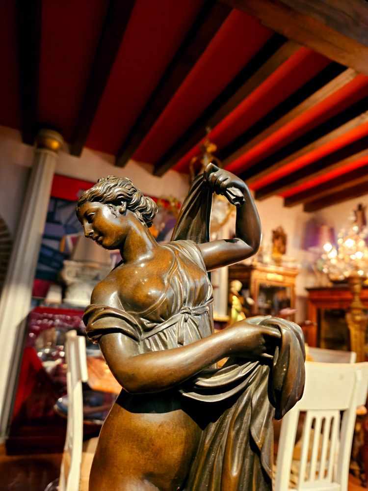 Venere Callipigia in bronzo patinato Inizio XIX secolo