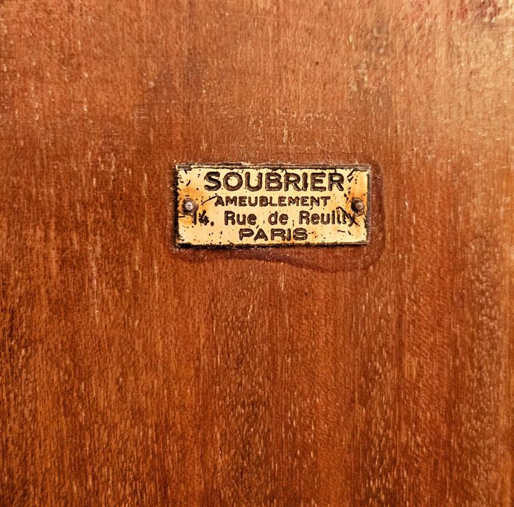 Maison Soubrier, mobili antichi in stile Art Déco Thuja e bronzo