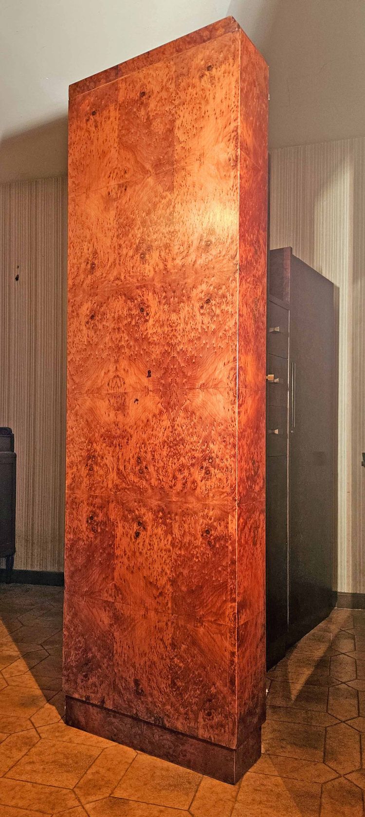 Maison Soubrier, mobili antichi in stile Art Déco Thuja e bronzo