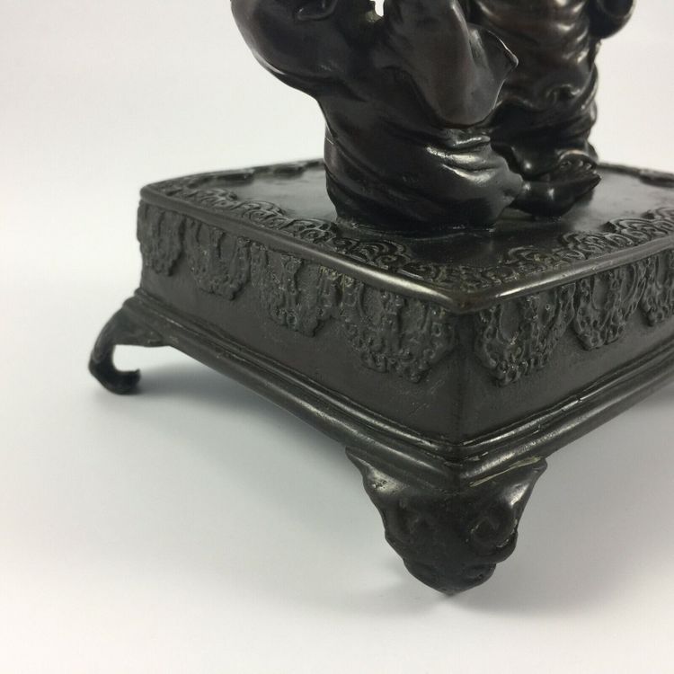 Bronze Japon patine chocolatée sorcière jeteuse de sorts XIXe