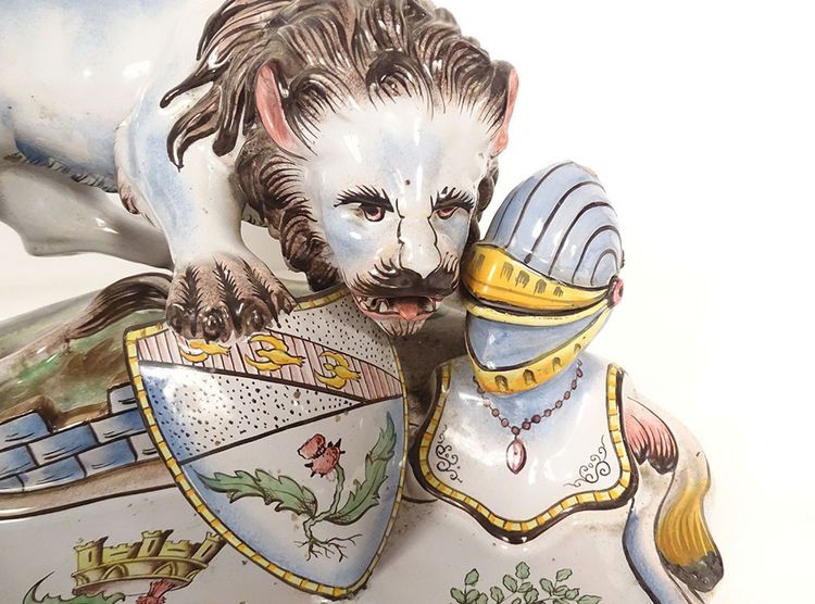 Tintenfass Steingut Saint-Clément Emile Gallé Löwe Heraldik Wappen Nancy XIX.
