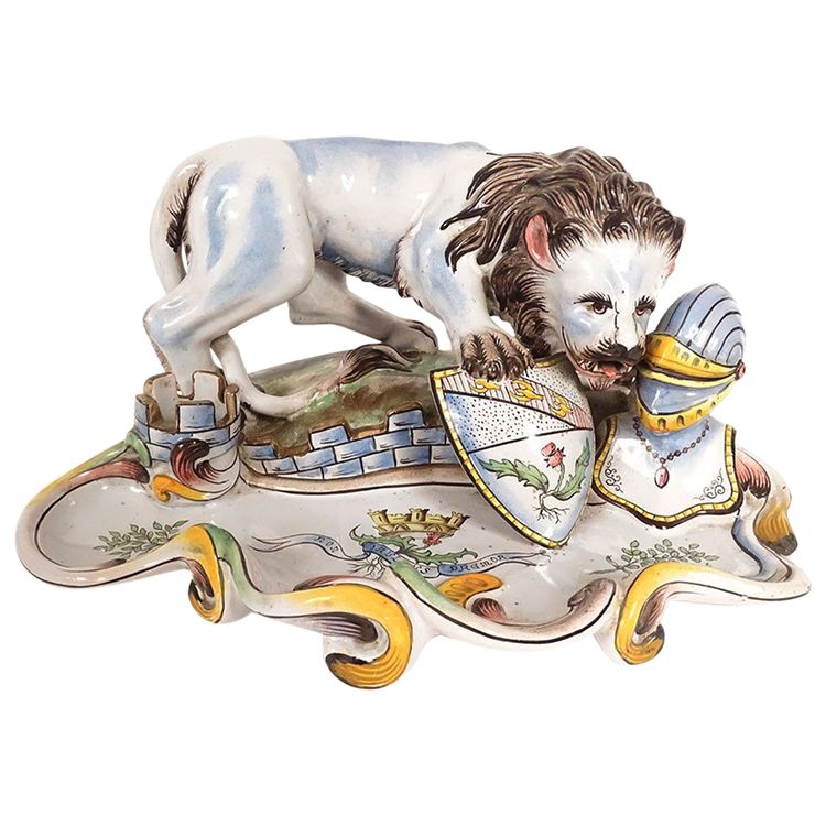 Tintenfass Steingut Saint-Clément Emile Gallé Löwe Heraldik Wappen Nancy XIX.