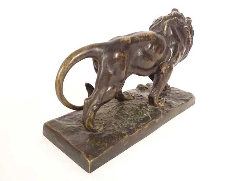 Scultura in bronzo Hippolyte Marius Galy Leone ruggente Animale XIX secolo