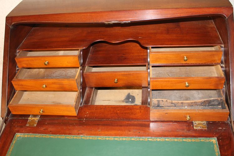 Scrivania a schiena d'asino in mogano massiccio Luigi XVI del XVIII secolo