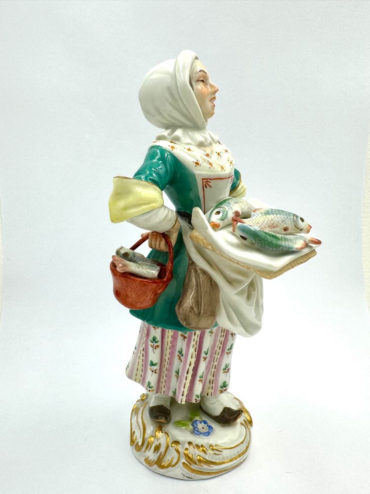Meissen - Les Cris De Paris, Vendeuse De Poisson