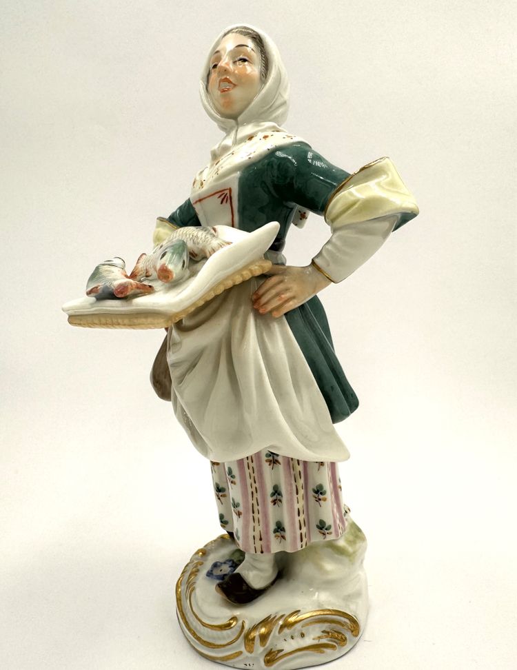 Meissen - Les Cris De Paris, Vendeuse De Poisson