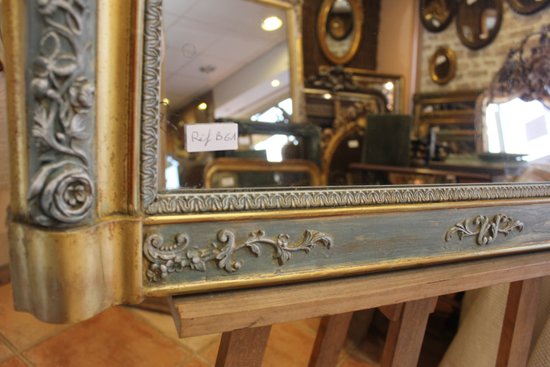 Miroir ancien de cheminée feuille d'or et patine 85 x 99 cm