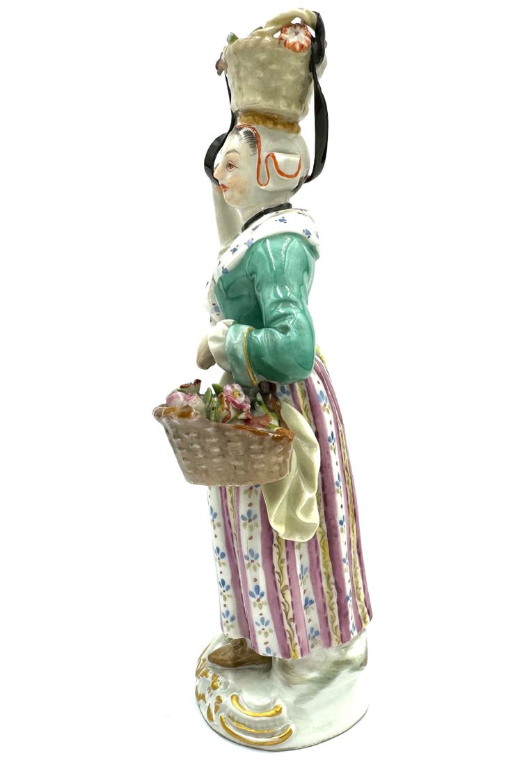 Meissen - Les Cris De Paris, negoziante con cestini