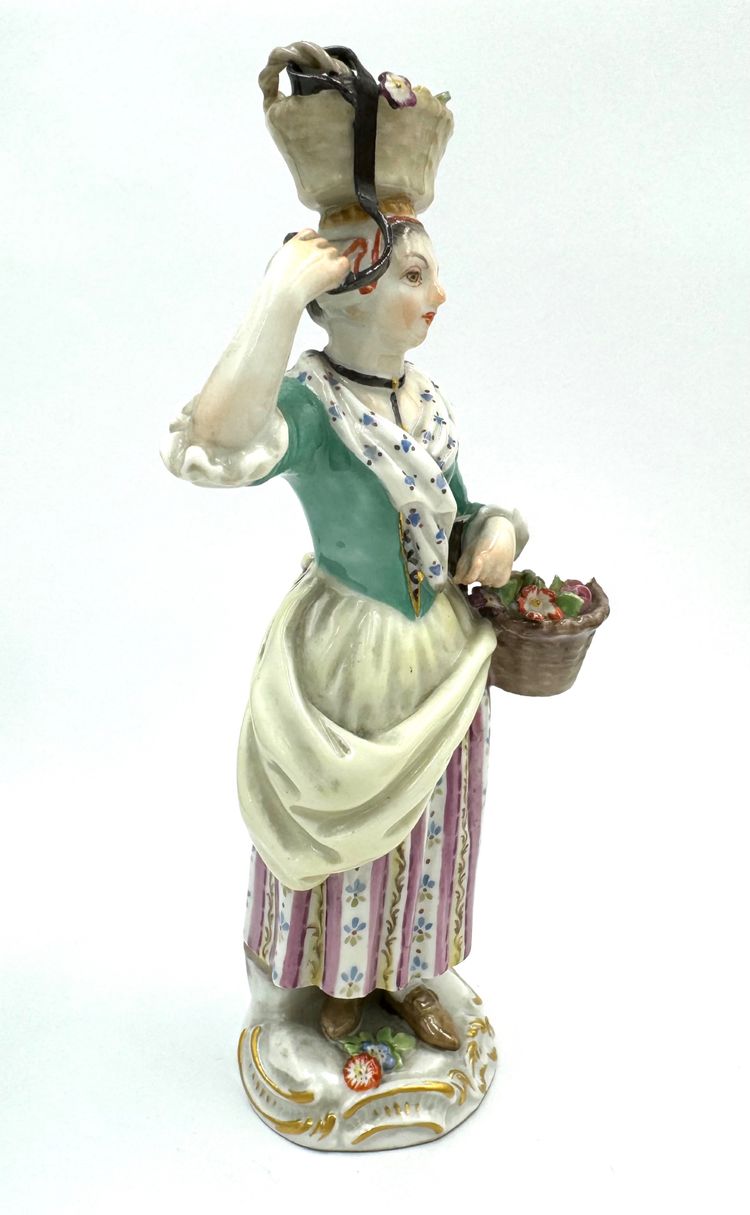 Meissen - Les Cris De Paris, negoziante con cestini