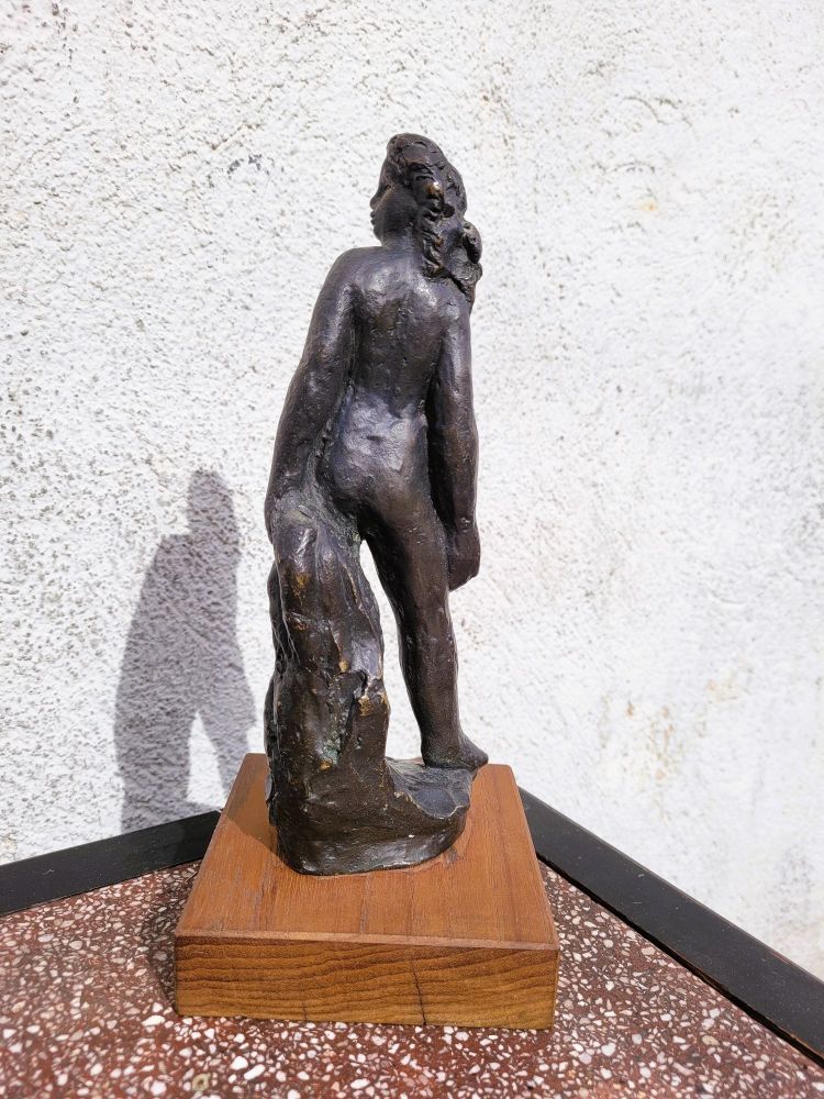 G Kolbic, Donna nuda in bronzo, inizio XX secolo