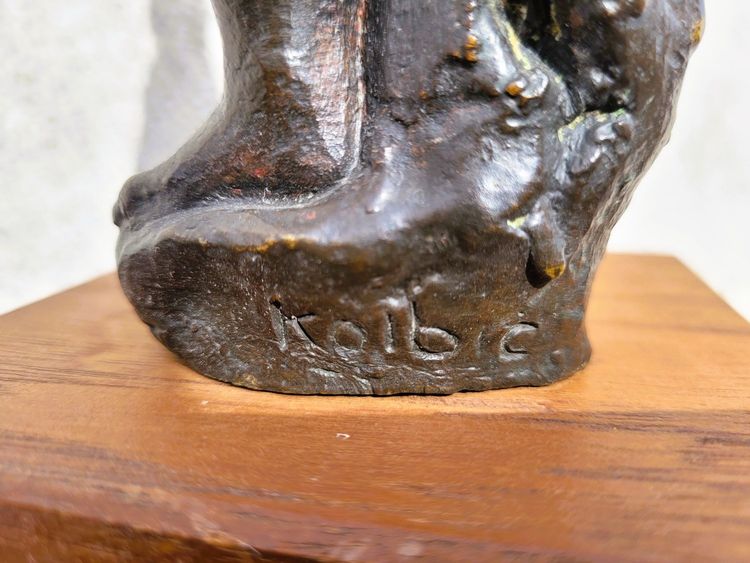 G Kolbic, Donna nuda in bronzo, inizio XX secolo