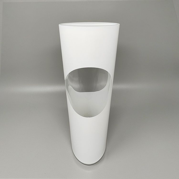 Vase blanc de l'âge de l'espace des années 1970 par Linea Glass. Fabriqué en Italie
