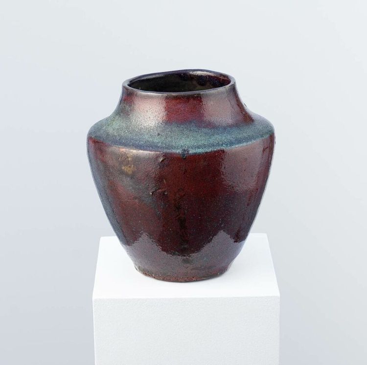 Vase en grès à couverte sang-de-boeuf - Eugène lion