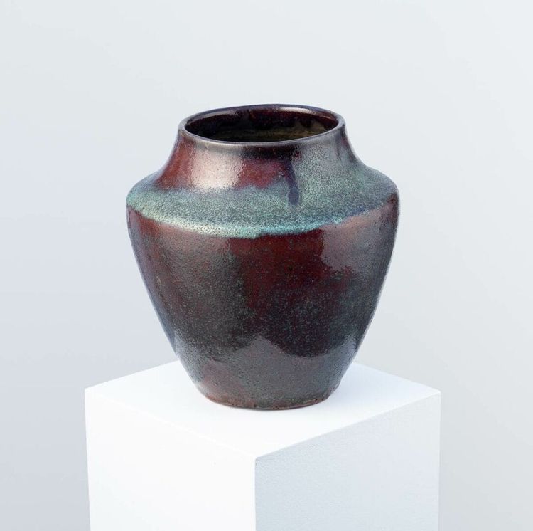 Vase en grès à couverte sang-de-boeuf - Eugène lion