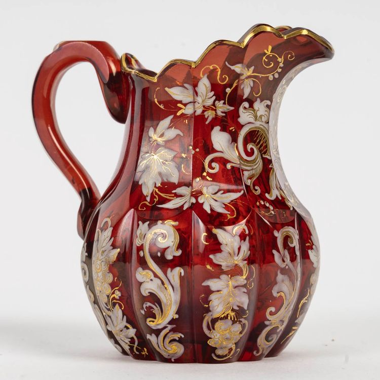Brocca in cristallo rosso di Boemia in miniatura, fine XIX secolo