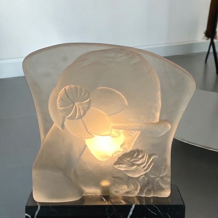 ART DECO PERIOD LAMP IN GLASS PASTE ON MARBLE BASE "WOMAN'S FACE"