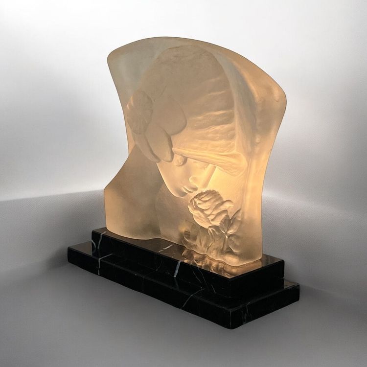 ART DECO PERIOD LAMP IN GLASS PASTE ON MARBLE BASE "WOMAN'S FACE"