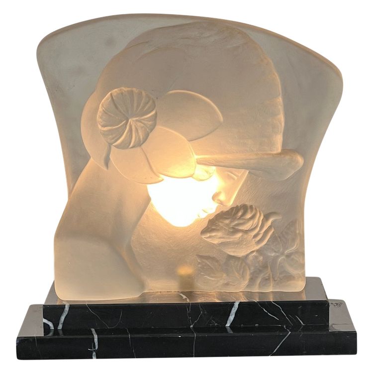 ART DECO PERIOD LAMP IN GLASS PASTE ON MARBLE BASE "WOMAN'S FACE"