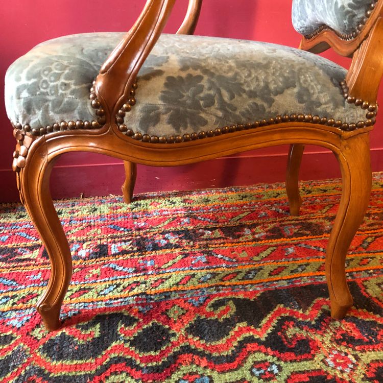 Fauteuil à la Reine, époque Louis XV