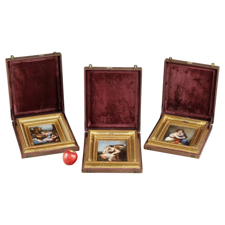 ENSEMBLE DE MINIATURES DE COLLECTION