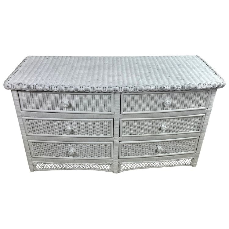 Commode galbée en rotin tressé blanc 1980'S