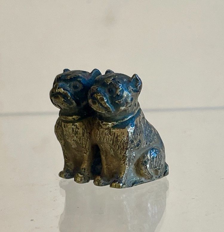 Petit bronze de Vienne aux carlins, XIXe siècle 