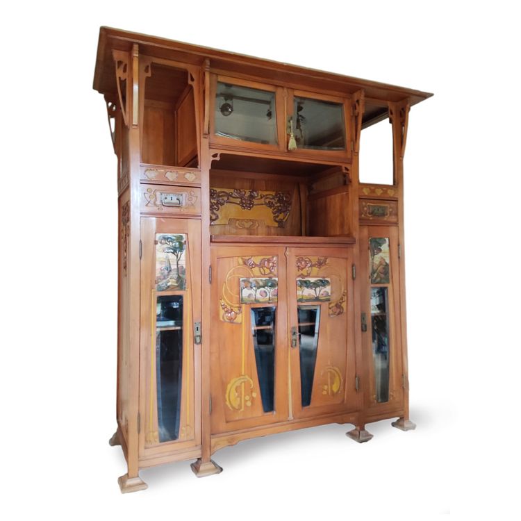 Crédence Art Nouveau italienne inspirée par Raimondo D'Aronco