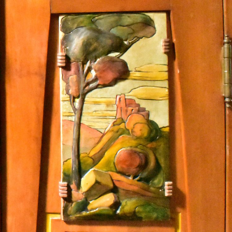 Crédence Art Nouveau italienne inspirée par Raimondo D'Aronco
