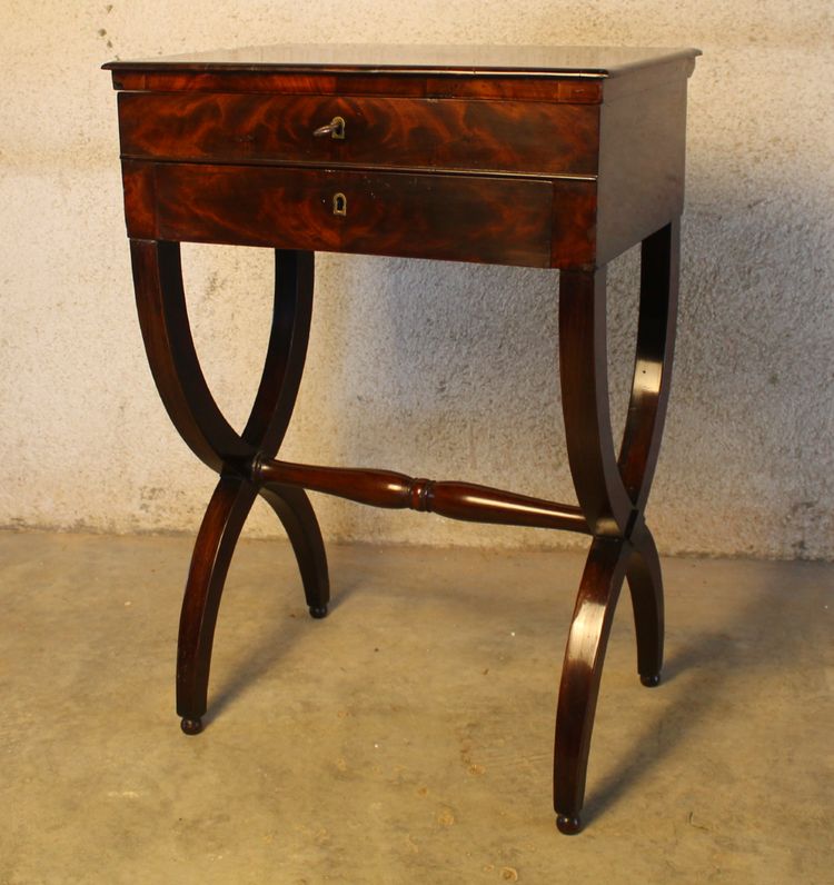 Work table, work table, small side table in mahogany, Empire style, 19th century