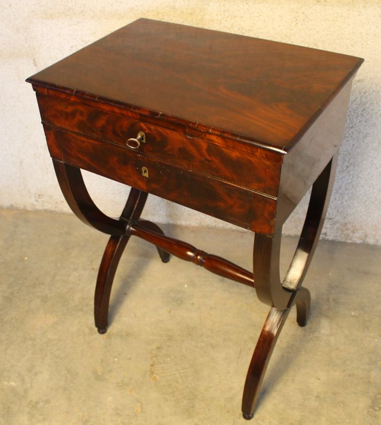 Work table, work table, small side table in mahogany, Empire style, 19th century