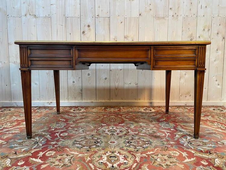 Bureau de style Louis XVI en merisier et cuir vert