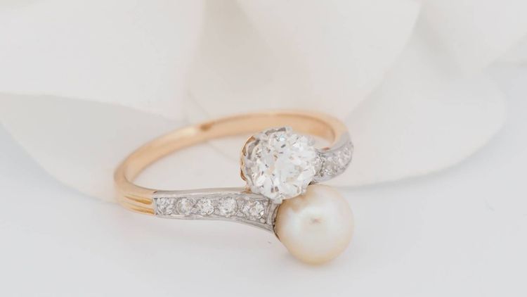 Anello Toi et Moi in oro bicolore 18kt, diamanti e perla coltivata