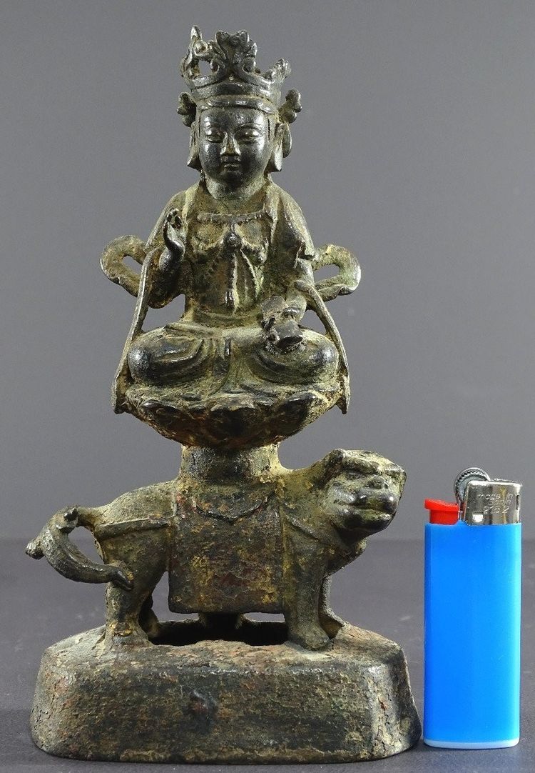 Chine, Dynastie Ming, Fin Du XIVème-début Du XVème, Statuette En Bronze De Majushri Sur Un Lion.