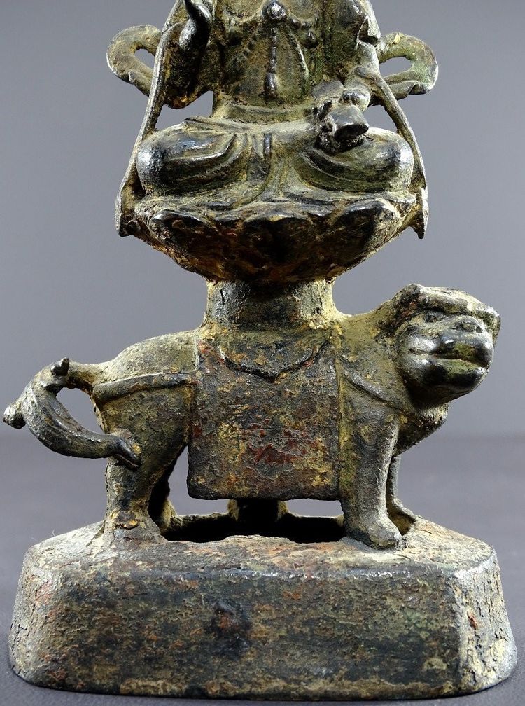 Chine, Dynastie Ming, Fin Du XIVème-début Du XVème, Statuette En Bronze De Majushri Sur Un Lion.