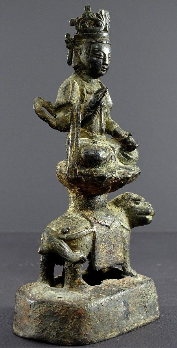 Chine, Dynastie Ming, Fin Du XIVème-début Du XVème, Statuette En Bronze De Majushri Sur Un Lion.