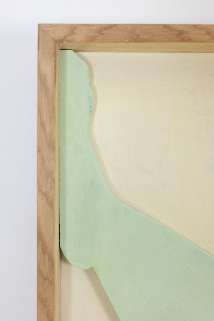 Pannello intagliato in lacca color celadon. Contemporaneo. Codice articolo: LS61863368P