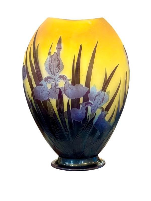 Emile Gallé Vase "Aux Iris""