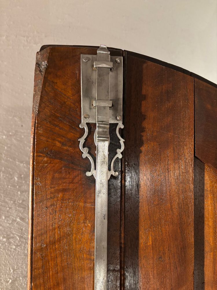  Mobiletto in noce del XIX secolo