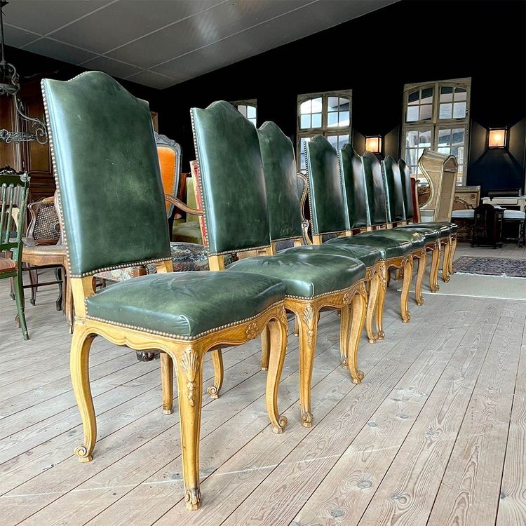 Lot of Louis XV style chairs