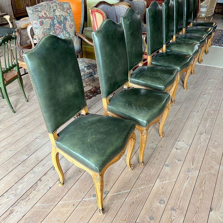 Lot of Louis XV style chairs