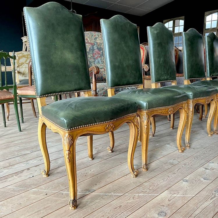 Lot of Louis XV style chairs