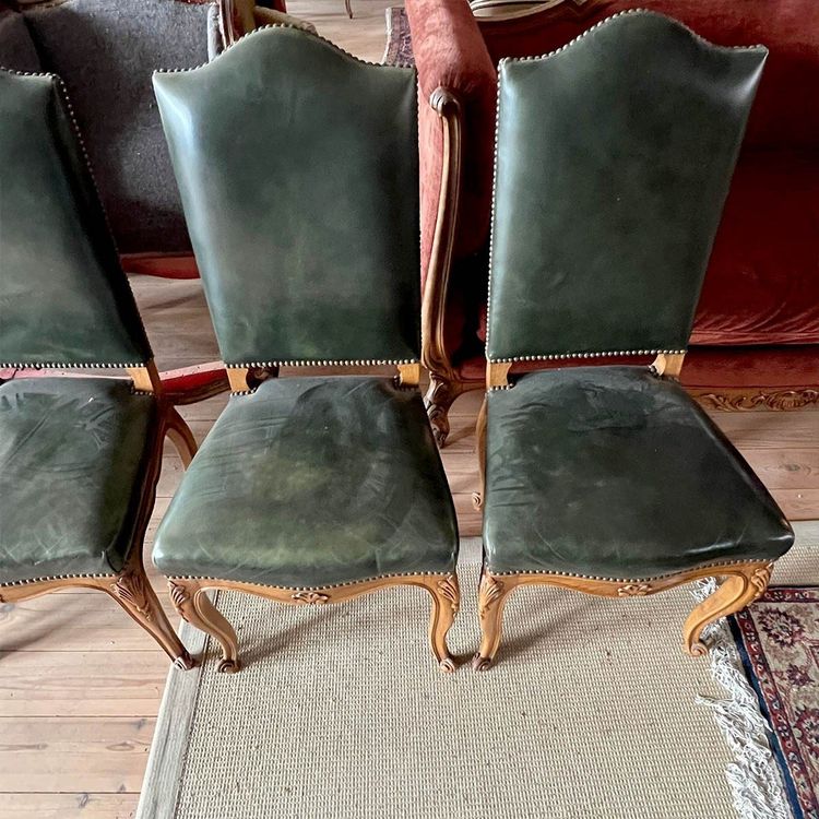Lot of Louis XV style chairs