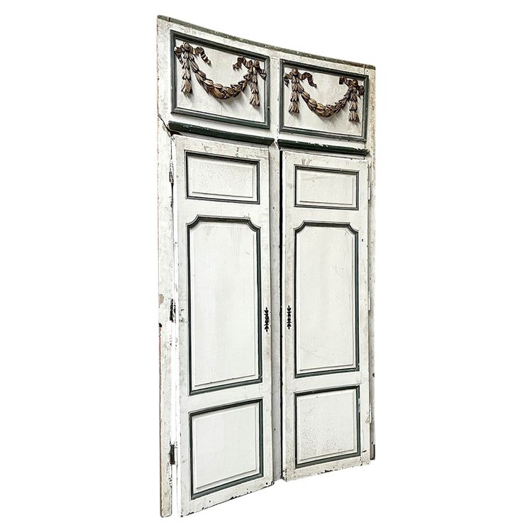 Curved Closet Front