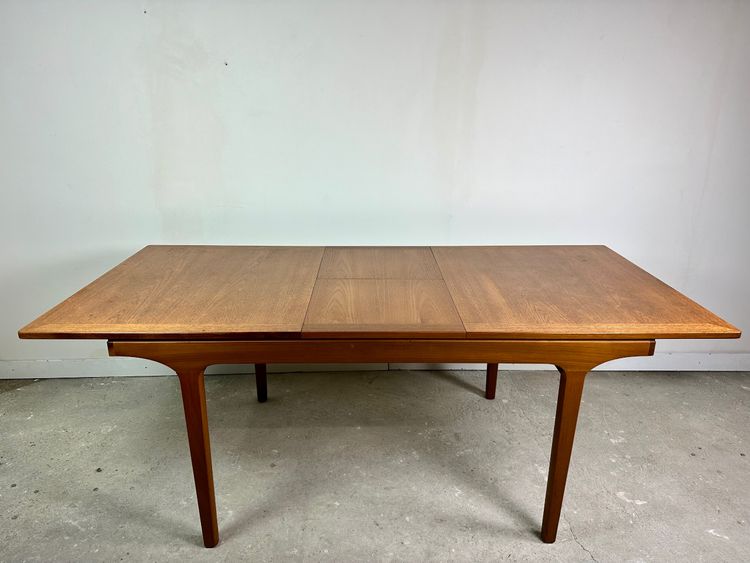 Table extensible de style scandinave en teck par Nathan furniture 1960