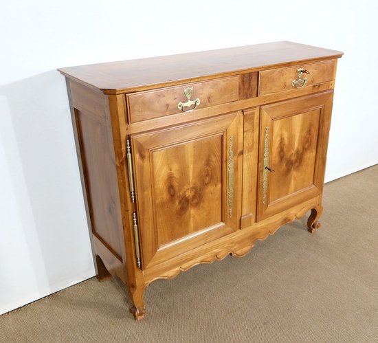  Buffet régional en Merisier massif, style Transition Louis XV / Louis XVI - Milieu XIXe 