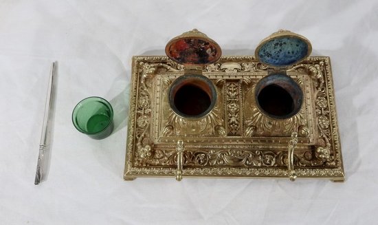  Gilded bronze inkwell, in the Renaissance style - Late 19th century