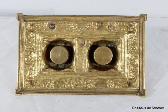  Gilded bronze inkwell, in the Renaissance style - Late 19th century