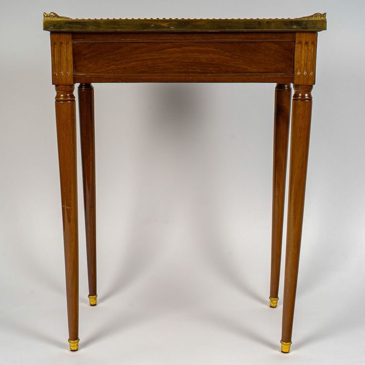 Isac Simon Rebour Kleiner Couchtisch aus Mahagoni und Marmor im Louis XVI-Stil, ca. 1780-1790