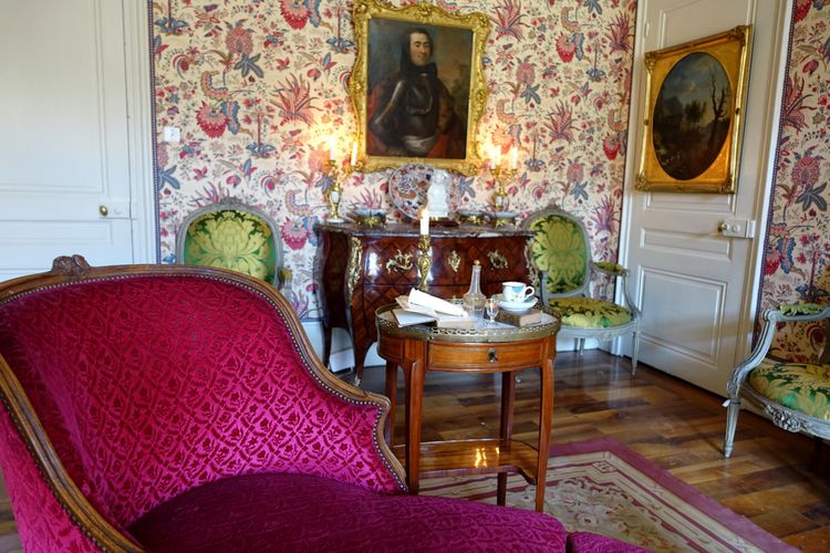 Broken Duchess - Louis XV period chaise longue in crushed velvet, Manufacture Bonvallet