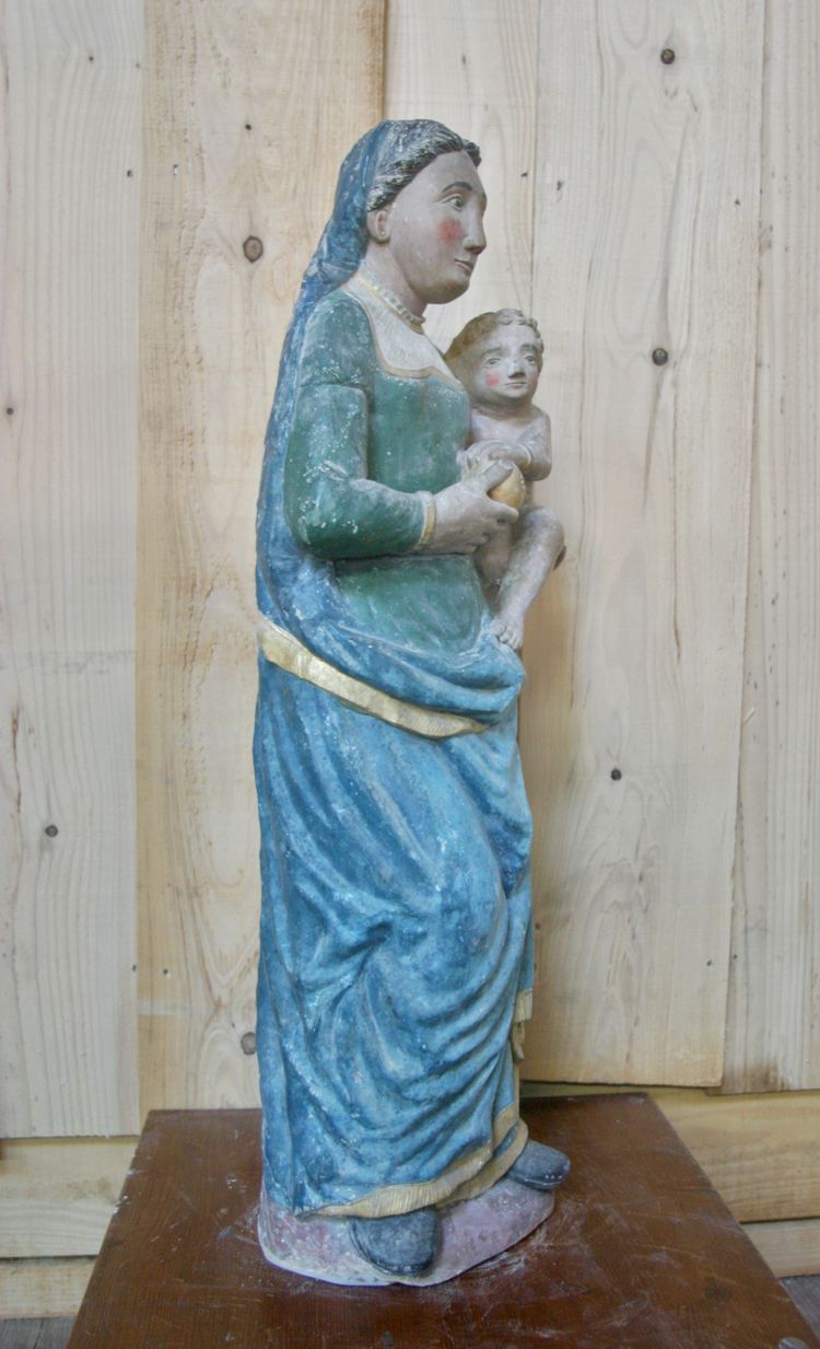 Vergine col Bambino in pietra